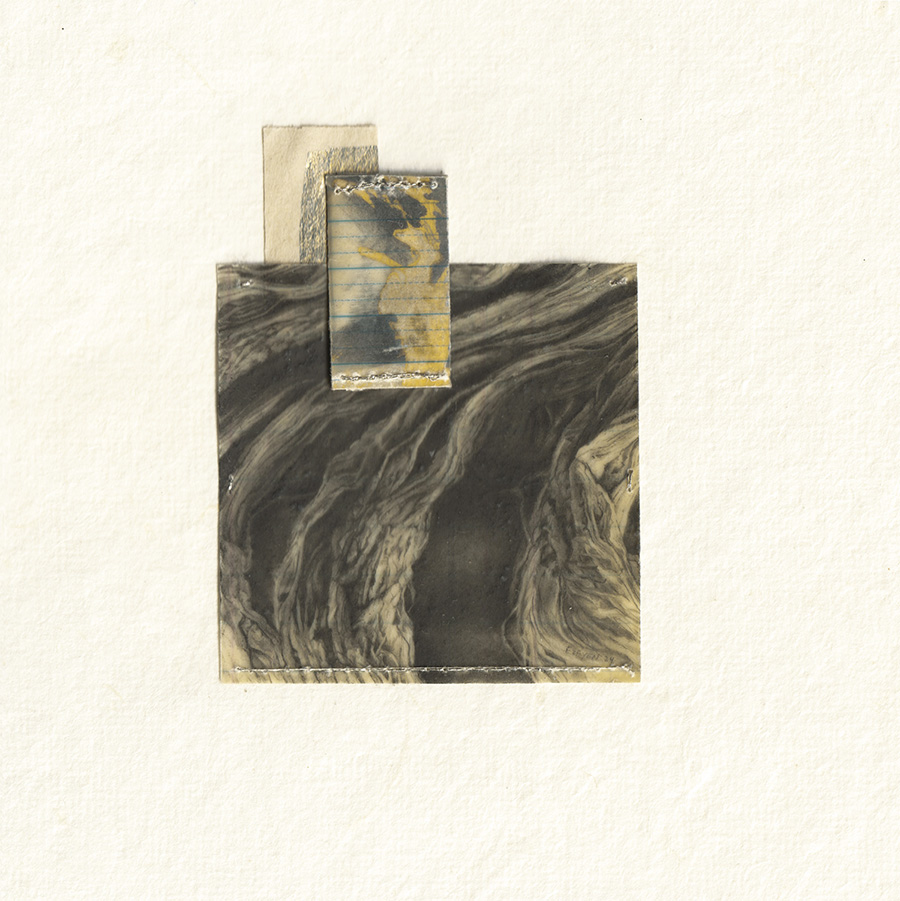     crayon / papier paraffin&eacute; - 9 x 7 cm